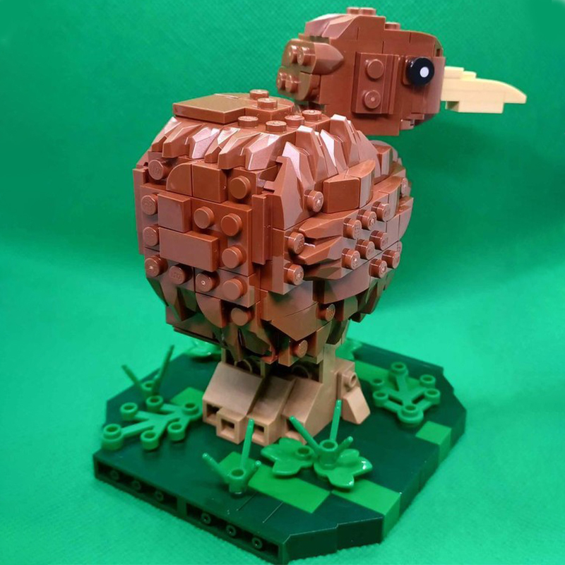 355pcs MOC Sculptures Kiwi Mod - Art Craft Christmas Ideas review and price